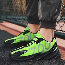 Load image into Gallery viewer, WRAITH 'Spirit' 700 Sneakers
