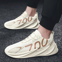 Load image into Gallery viewer, WRAITH 'Spirit' 700 Sneakers
