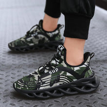Load image into Gallery viewer, TRIPPY CAMO 'SUP' X9X Sneakers
