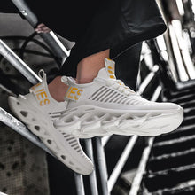Load image into Gallery viewer, PHANTOM 'Mohawk Rogue' X9X Sneakers
