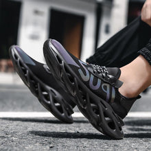 Load image into Gallery viewer, PHANTOM 'Super Reflect' X9X Sneakers
