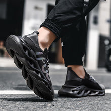 Load image into Gallery viewer, PHANTOM 'Super Reflect' X9X Sneakers
