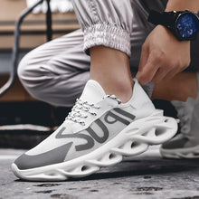 Load image into Gallery viewer, PHANTOM 'Super Reflect' X9X Sneakers
