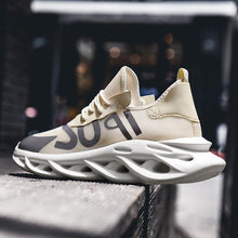 Load image into Gallery viewer, PHANTOM 'Super Reflect' X9X Sneakers
