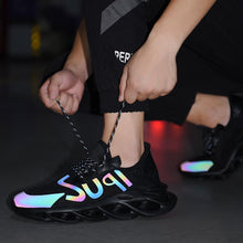 Load image into Gallery viewer, PHANTOM 'Super Reflect' X9X Sneakers
