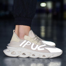 Load image into Gallery viewer, PHANTOM 'Super Reflect' X9X Sneakers
