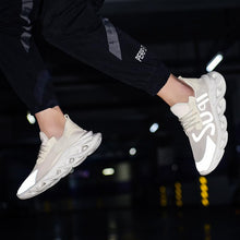 Load image into Gallery viewer, PHANTOM 'Super Reflect' X9X Sneakers

