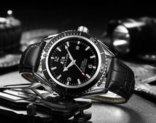 Load image into Gallery viewer, Luxury Automatic Bond Watch - Leather Strap
